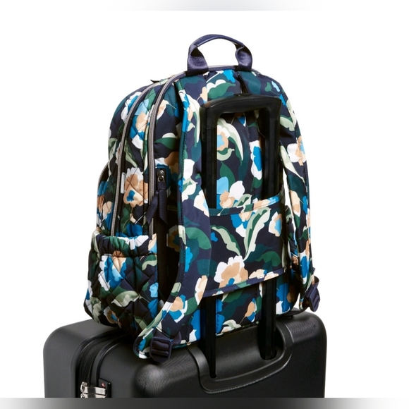 Vera bradley CAMPUS BACKPACK nwt water repellent NWT IMMERSED BLOOMS